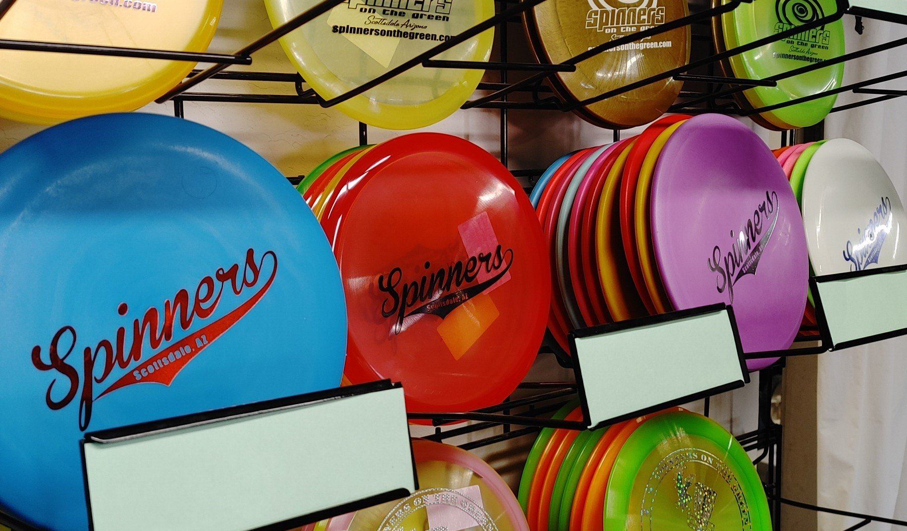 Disc Golf Spinners on the Green Disc Golf Superstore in Scottsdale